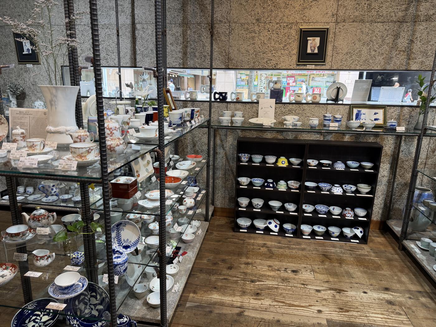 Interior of the Fukagawa Seiji Hakata store with porcelain displays